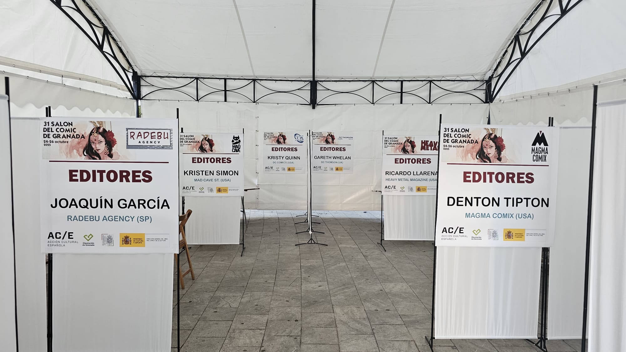 Espacio de reuniones con editoriales en el Encuentro Profesional del Cómic de Granada